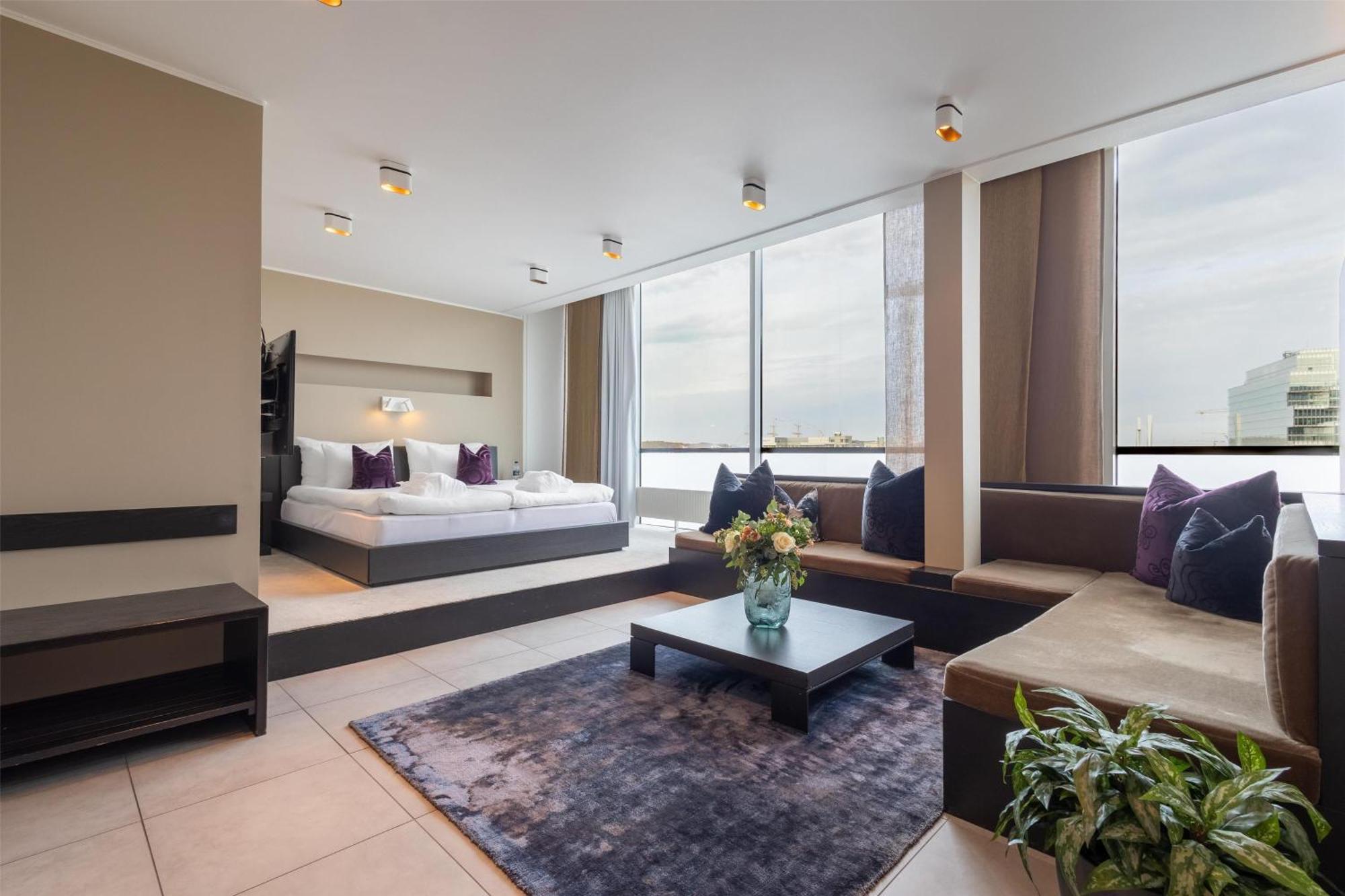 Hyatt Place Hotelli 4*